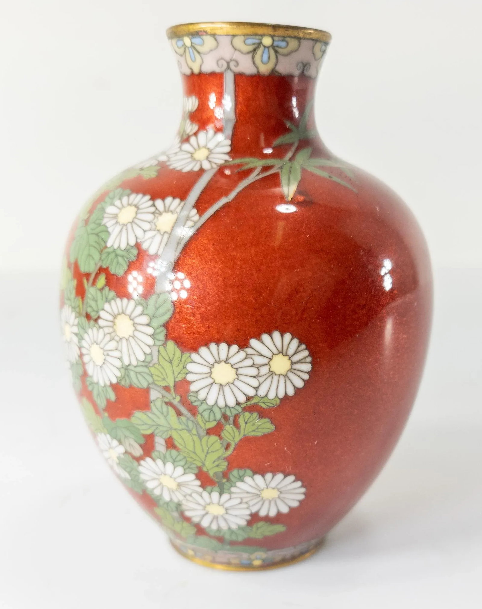 Early 20th Century Japanese Cloisonne Enamel Vase With Chrysanthemum - 6