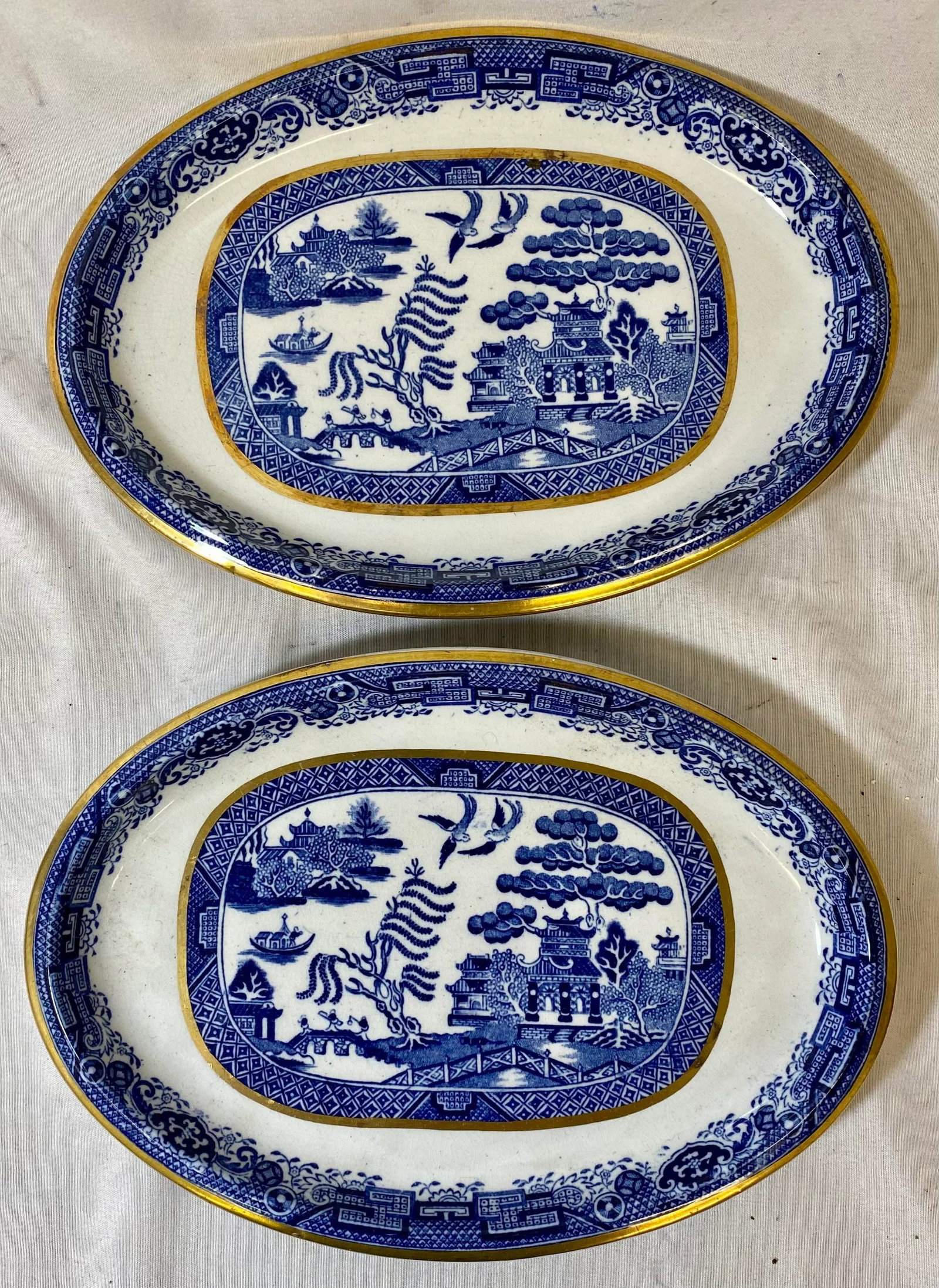 Antique Pair of Gold Rimmed Beech Hancock & Company Oval Blue Willow Side Dish/Vegetable Serving Dis - 12