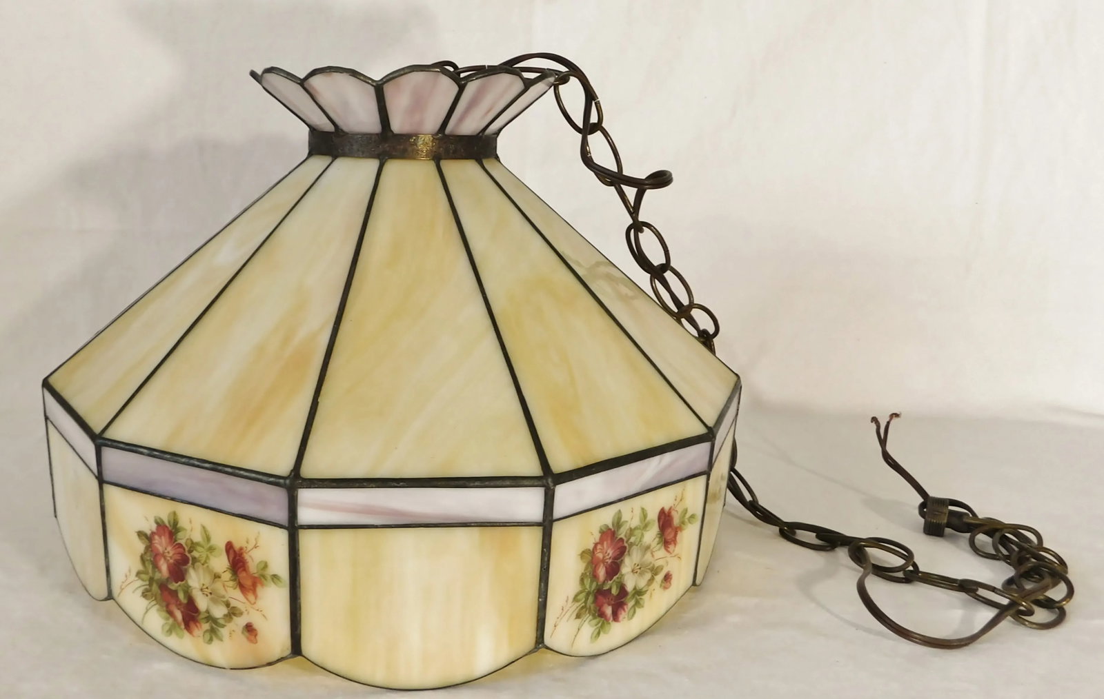 Vintage C1970s Signed Yellow Caramel & Purple Lilac Swirl Slag Glass Floral Pendant Light Chandelier - 2
