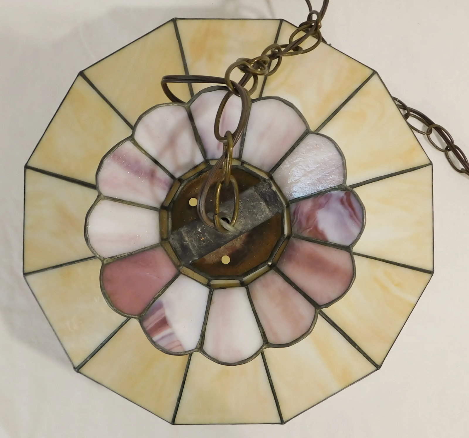 Vintage C1970s Signed Yellow Caramel & Purple Lilac Swirl Slag Glass Floral Pendant Light Chandelier - 4