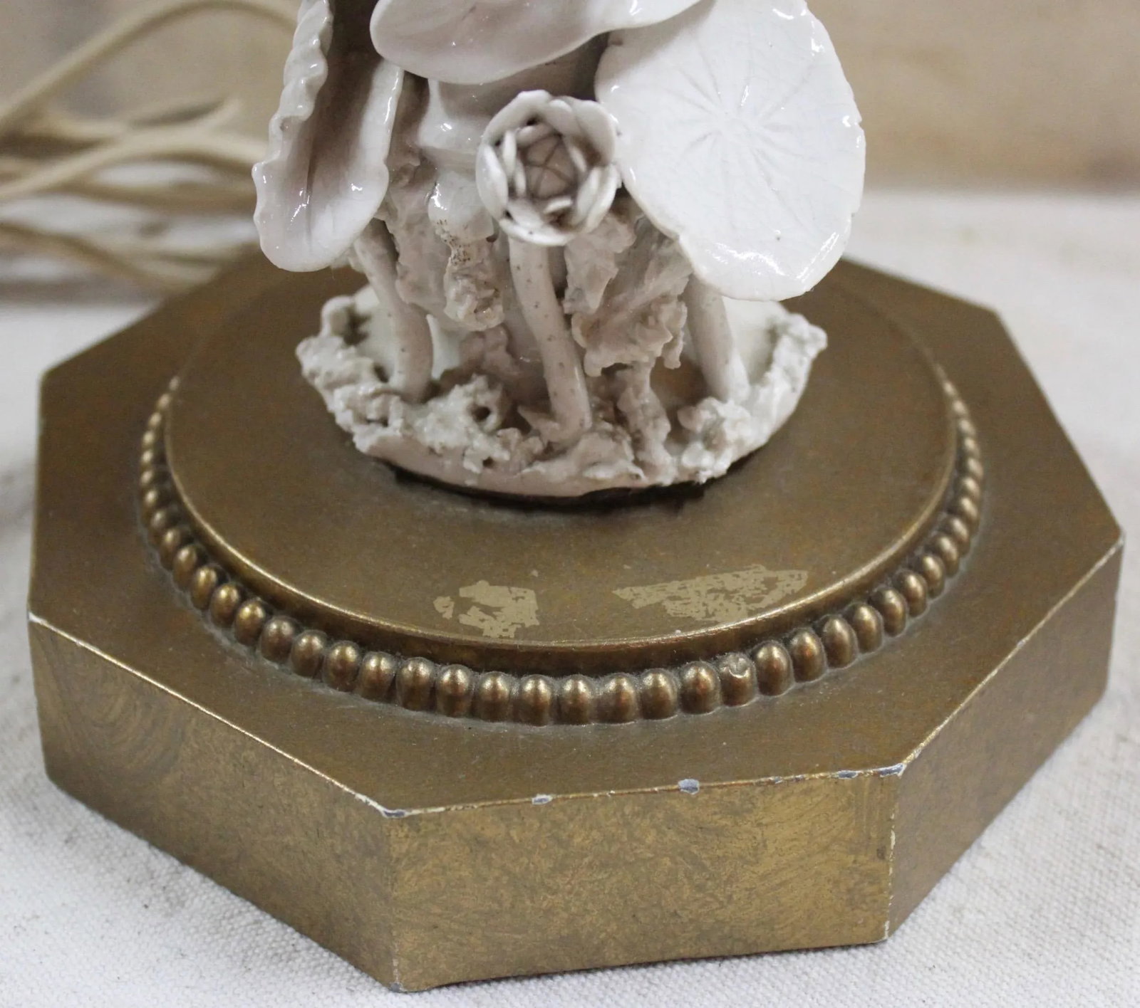 Guanyin Porcelain Lamp - 4