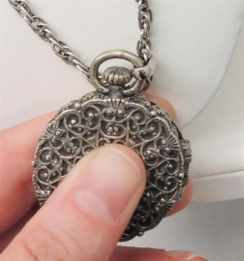 Vintage Signed Napier Silvertone "Pocket Watch" Locket Pendant Necklace - 3