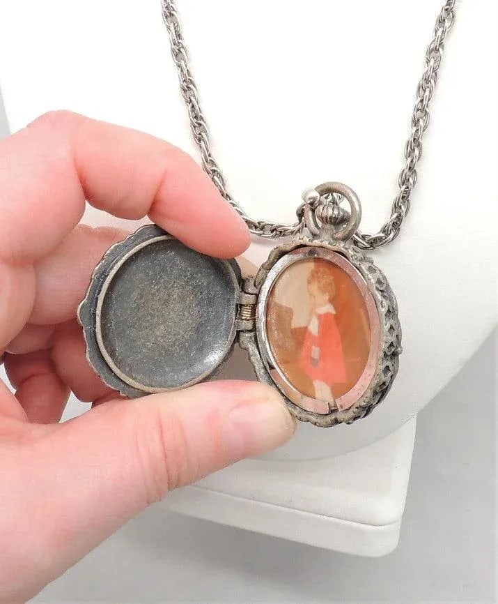 Vintage Signed Napier Silvertone "Pocket Watch" Locket Pendant Necklace - 4