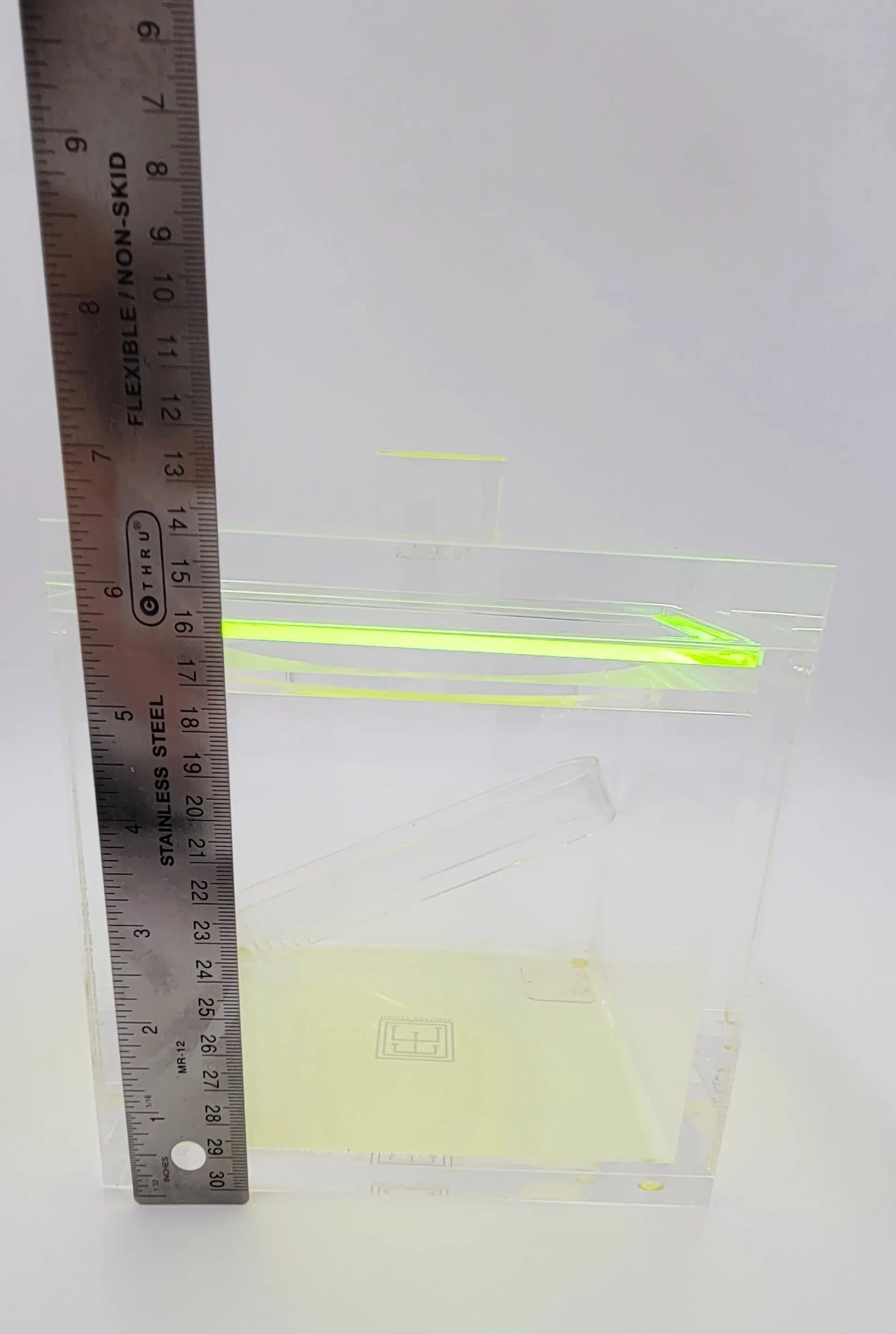 2000s Tinsley Mortimer Clear Neon Green Lucite Ice Bucket, Limited Edition - 6