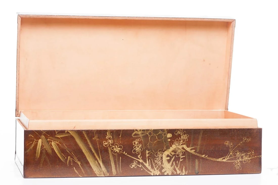Lawrence & Scott Hand-Painted Mahogany Brown "Three Friends" Wide Leather Box - 6