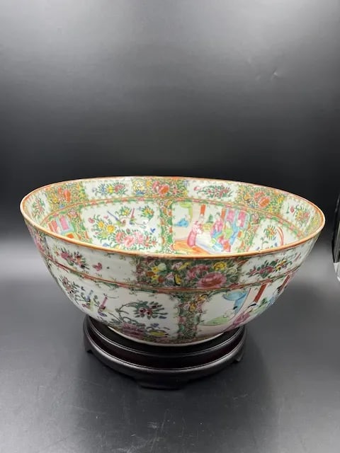 Monumental Antique Chinese Rose Medallion Large Bowl - 11
