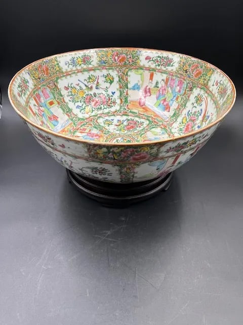Monumental Antique Chinese Rose Medallion Large Bowl - 2