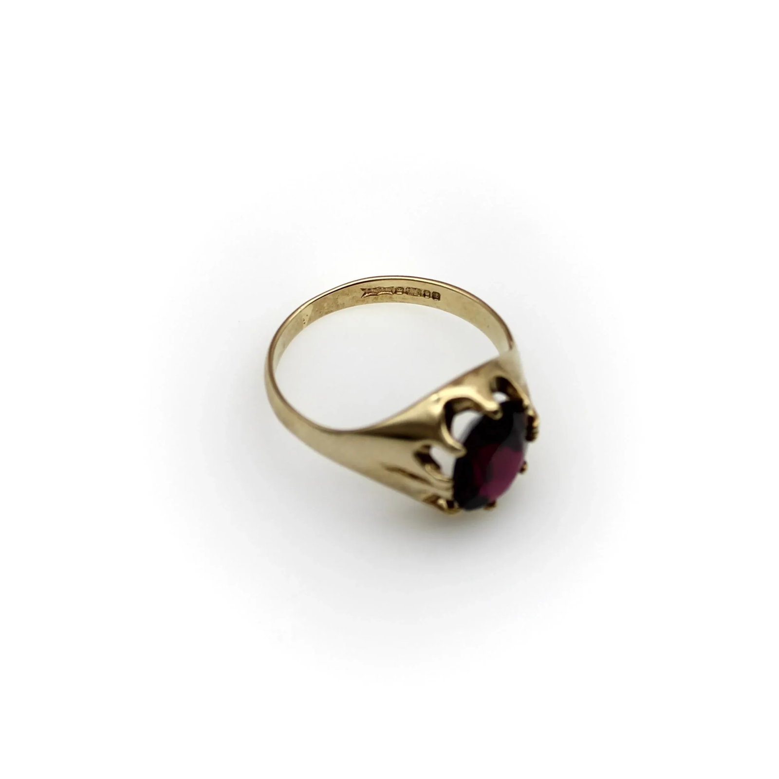 Vintage 9K Gold Rhodolite Garnet Ring with Belcher Setting Size 7.5 - 5
