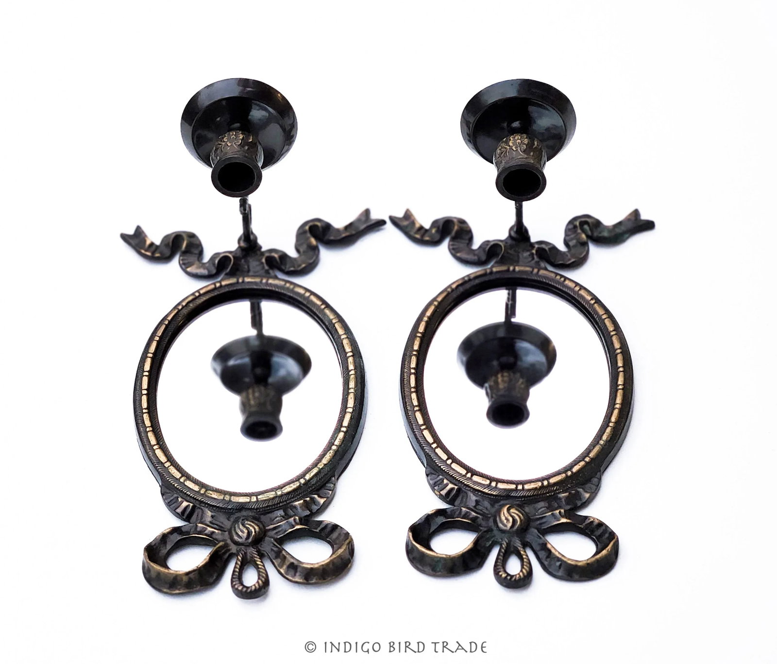 Pair of Vintage Ornate French Style Brass Mirrored Sconces With Ribbon Bow - 4