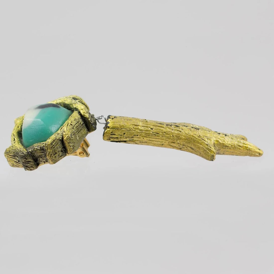 Mary Oros Oversized Gilt Cast Resin Drop Clip Earrings - 5