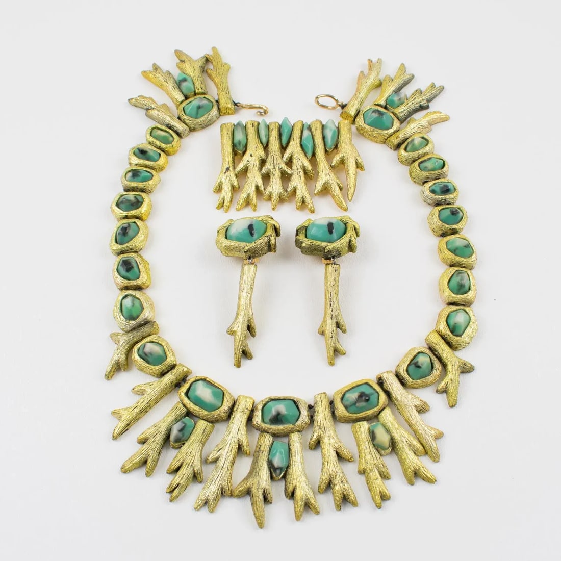 Mary Oros Oversized Gilt Cast Resin Drop Clip Earrings - 7