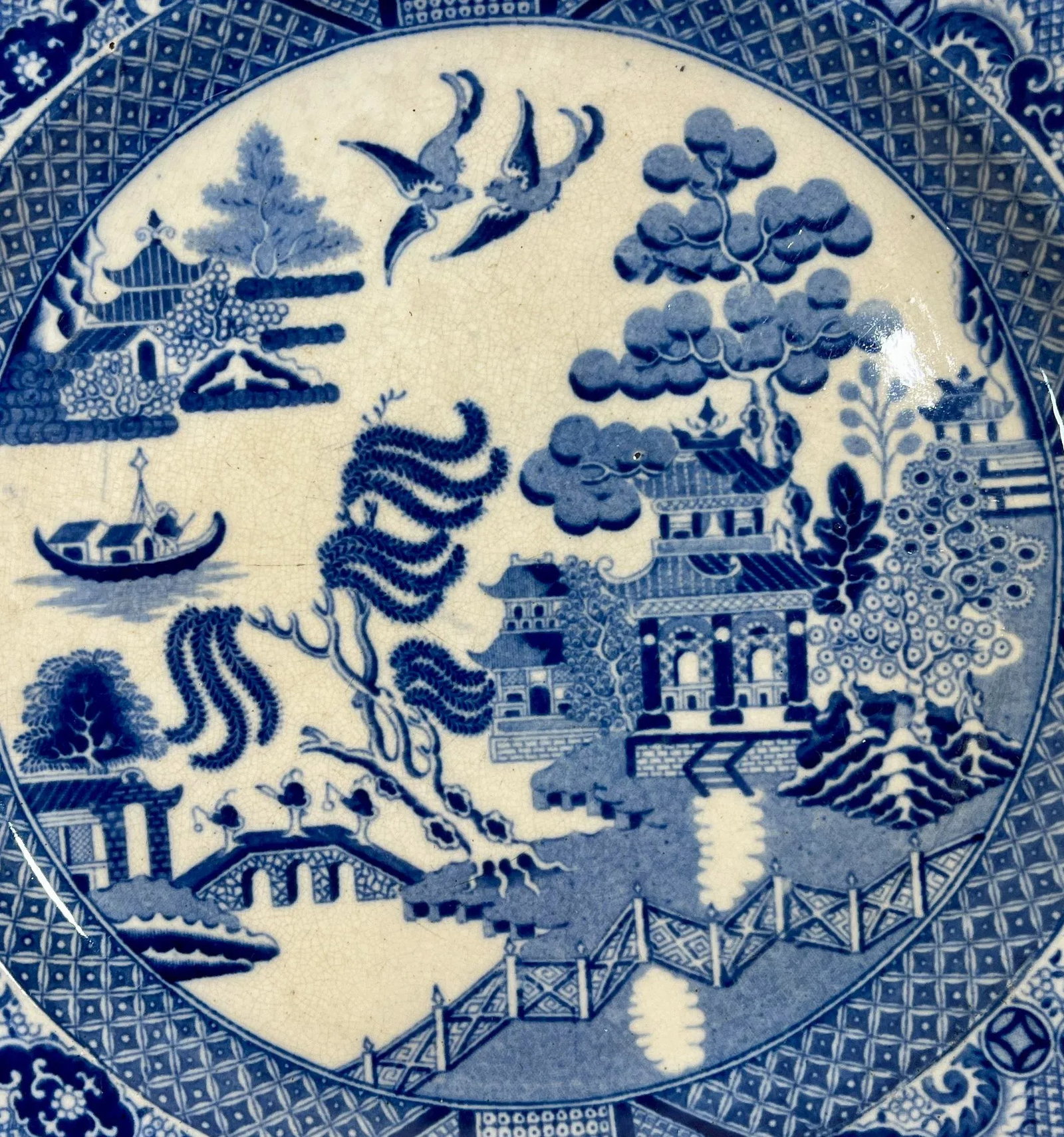 Antique Set of 7 Blue Willow Luncheon Plates Made in England - Circa 1900 - 5