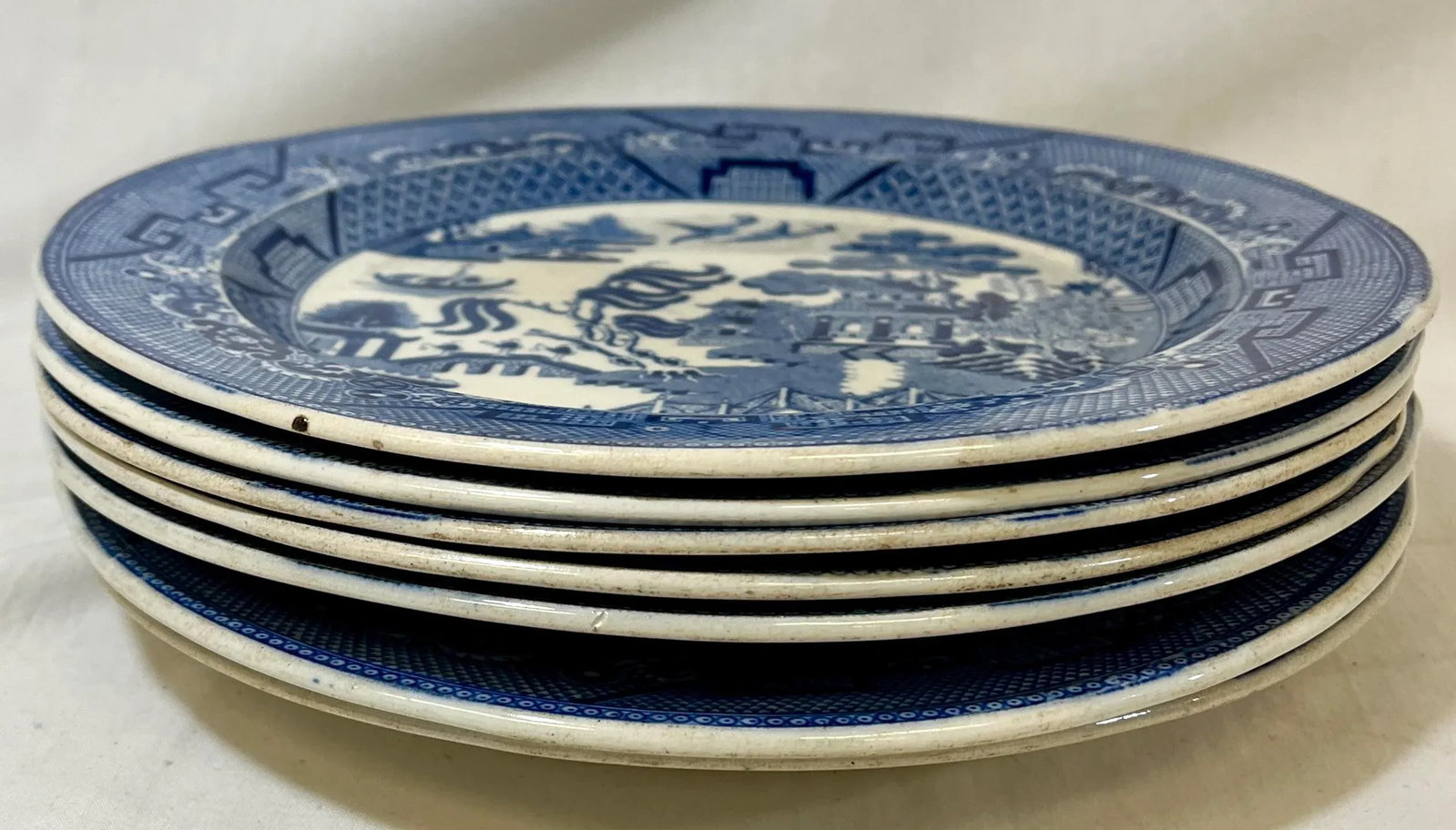 Antique Set of 7 Blue Willow Luncheon Plates Made in England - Circa 1900 - 9