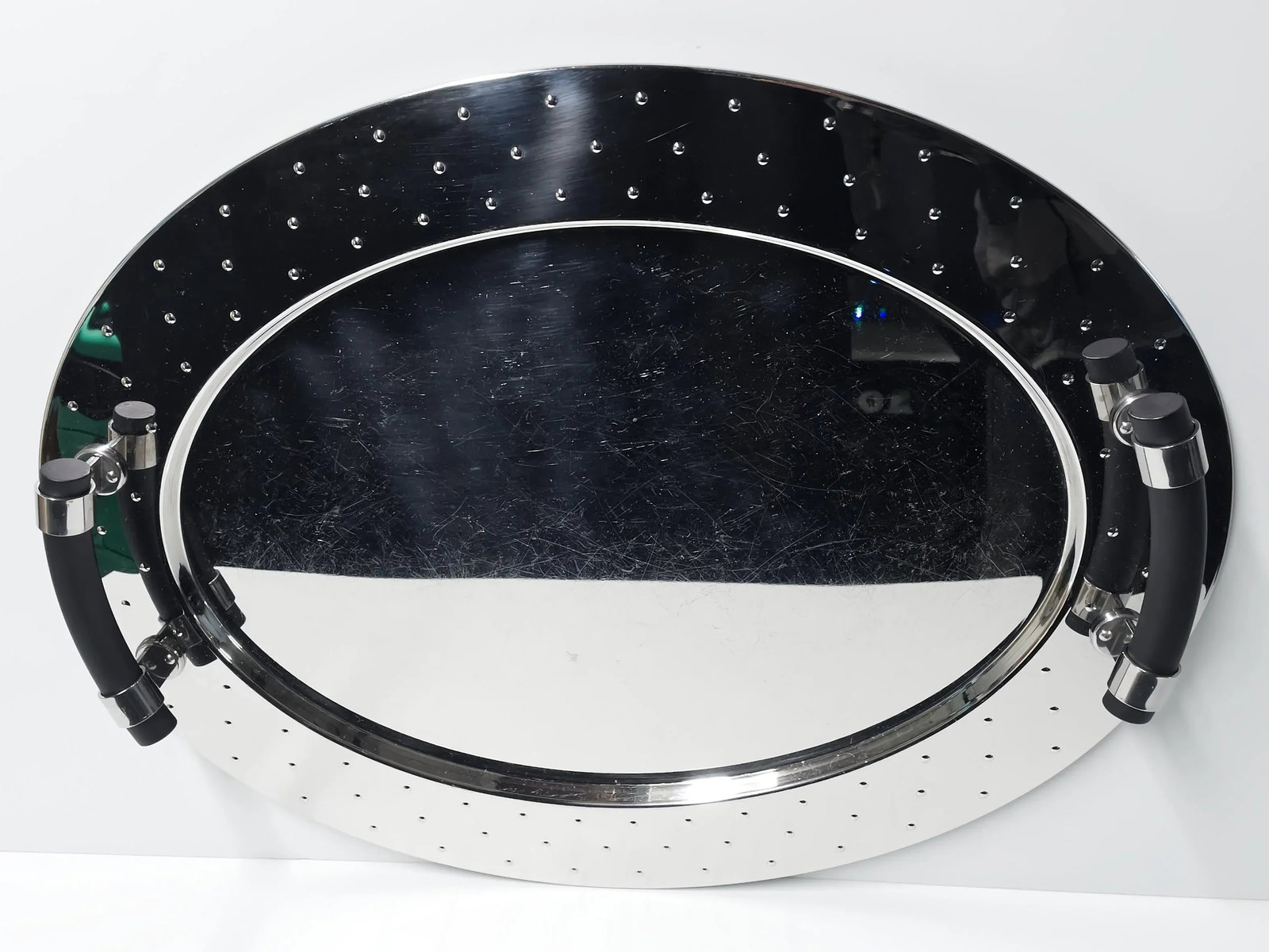 1990s Michael Graves for Alessi Stainless Steel Oval Serving Tray With Handles - 3