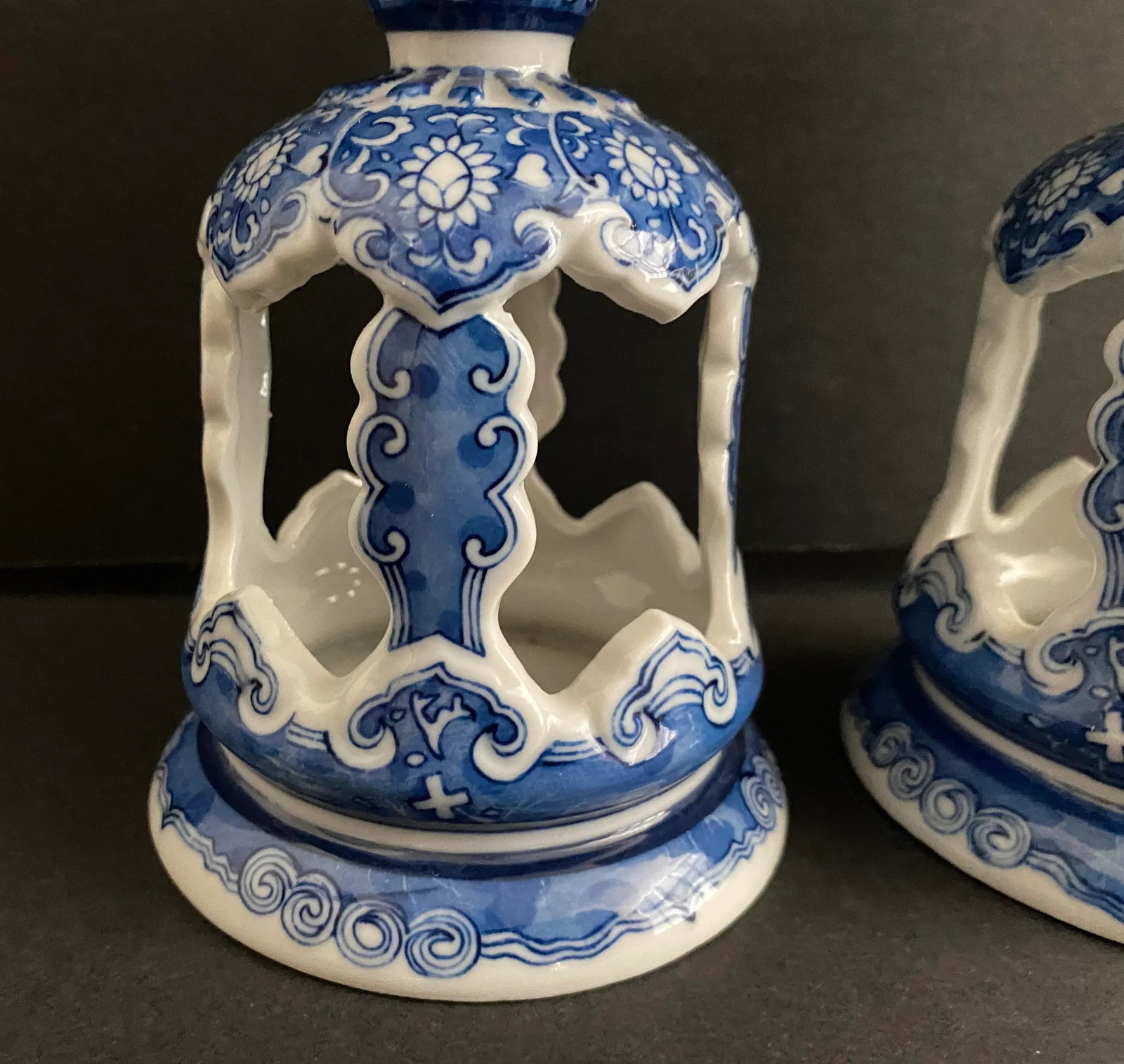 Vintage Pair of Chinese Pierced Porcelain Blue & White Candlesticks - 5