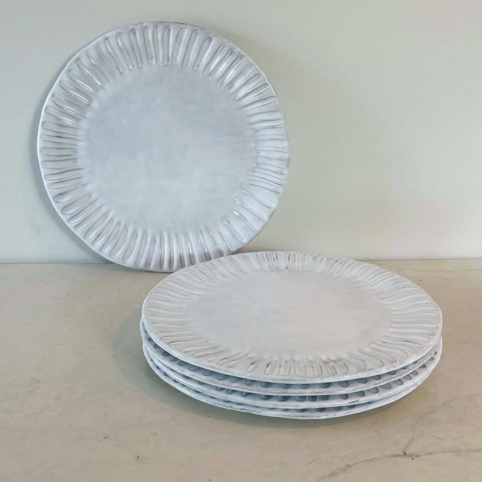 Vintage Vietri Italy Ceramic Round Sun-Burst Large Dinner Plates in Antique White, Set of Five - 2