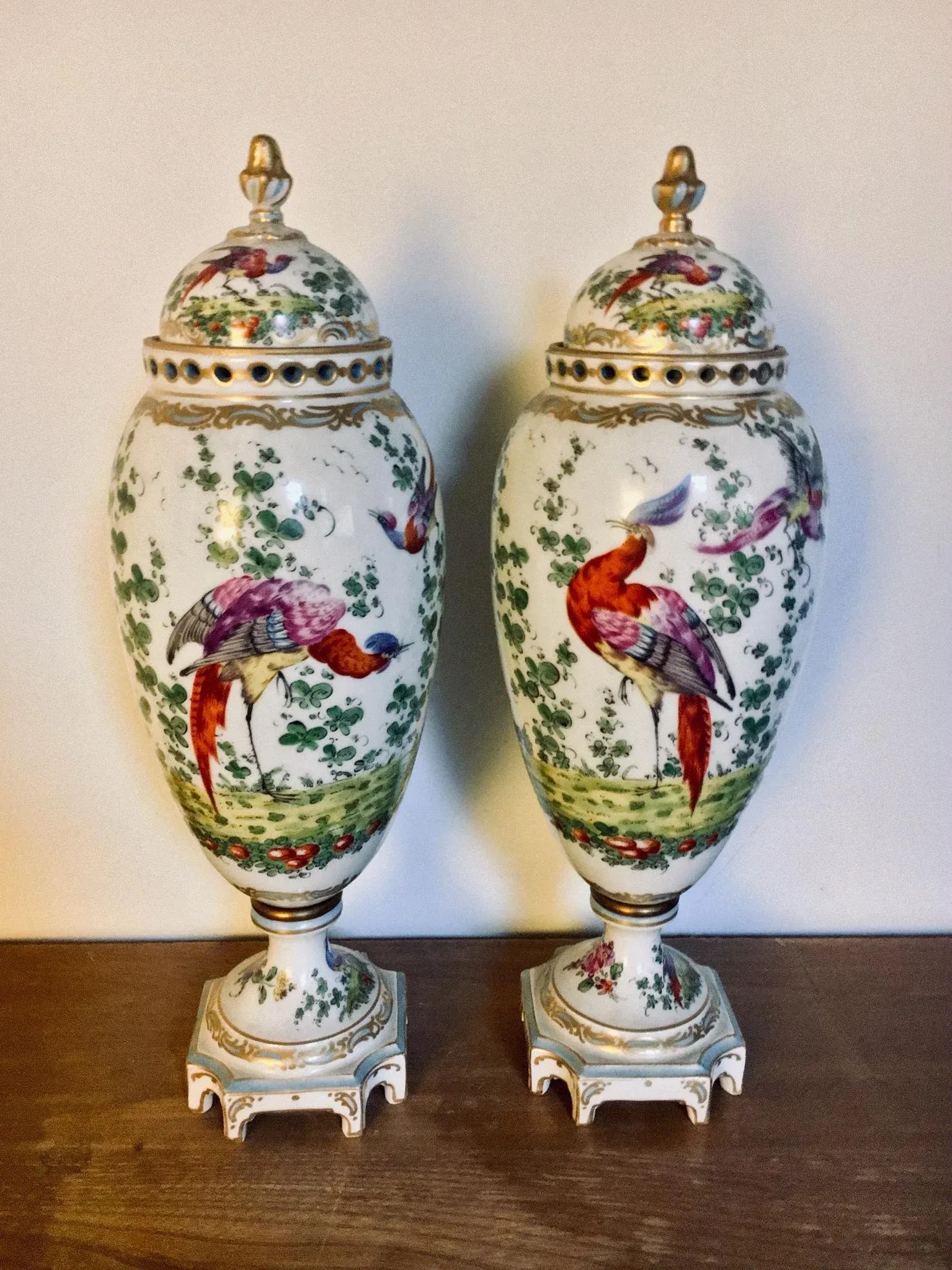 18th Century Chelsea Birds Porcelain Potpourri Urns - a Pair - 6
