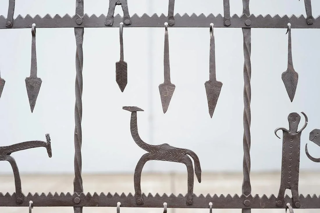Frederic Weinberg Style Modernist Hand-Forged Iron Screen - 10