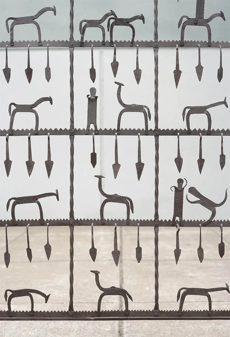 Frederic Weinberg Style Modernist Hand-Forged Iron Screen - 11