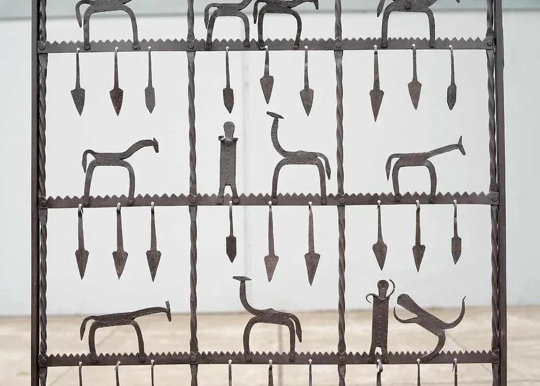Frederic Weinberg Style Modernist Hand-Forged Iron Screen - 4