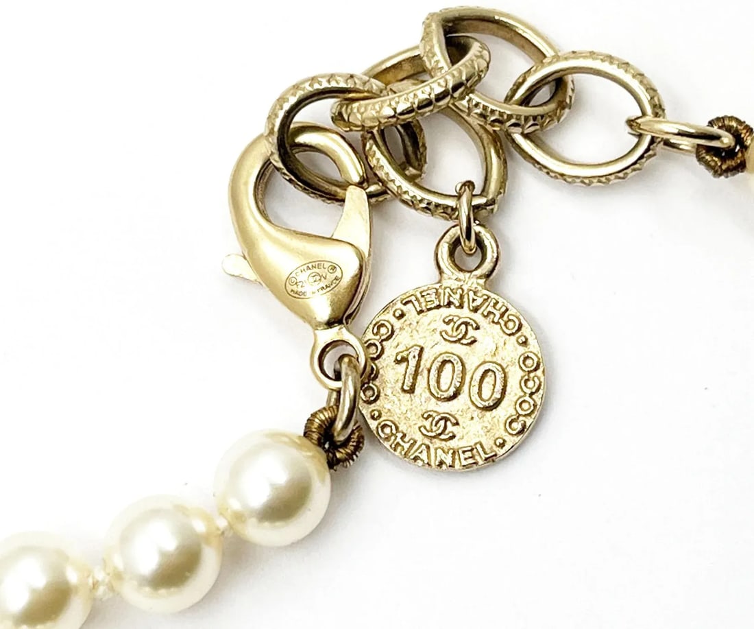 Chanel Gold CC Pearl Short Pearl Necklace - 3