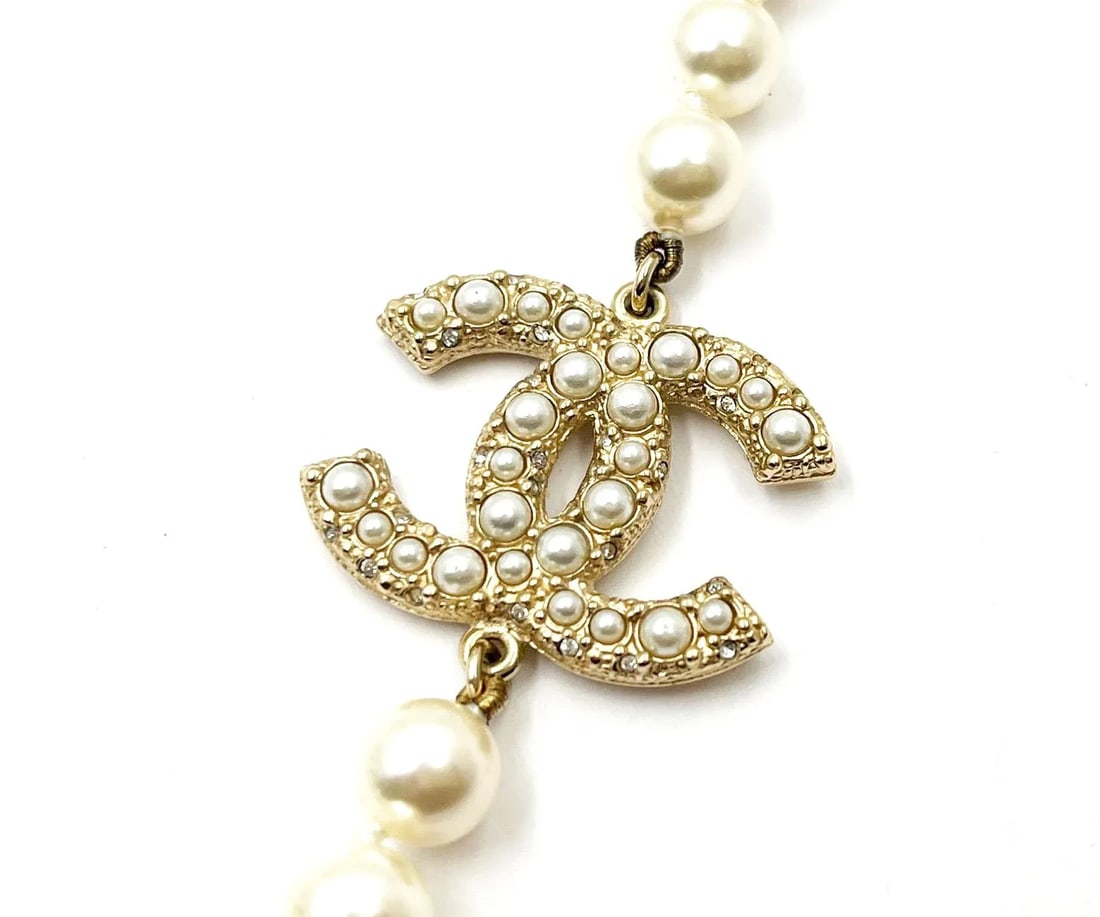 Chanel Gold CC Pearl Short Pearl Necklace - 4