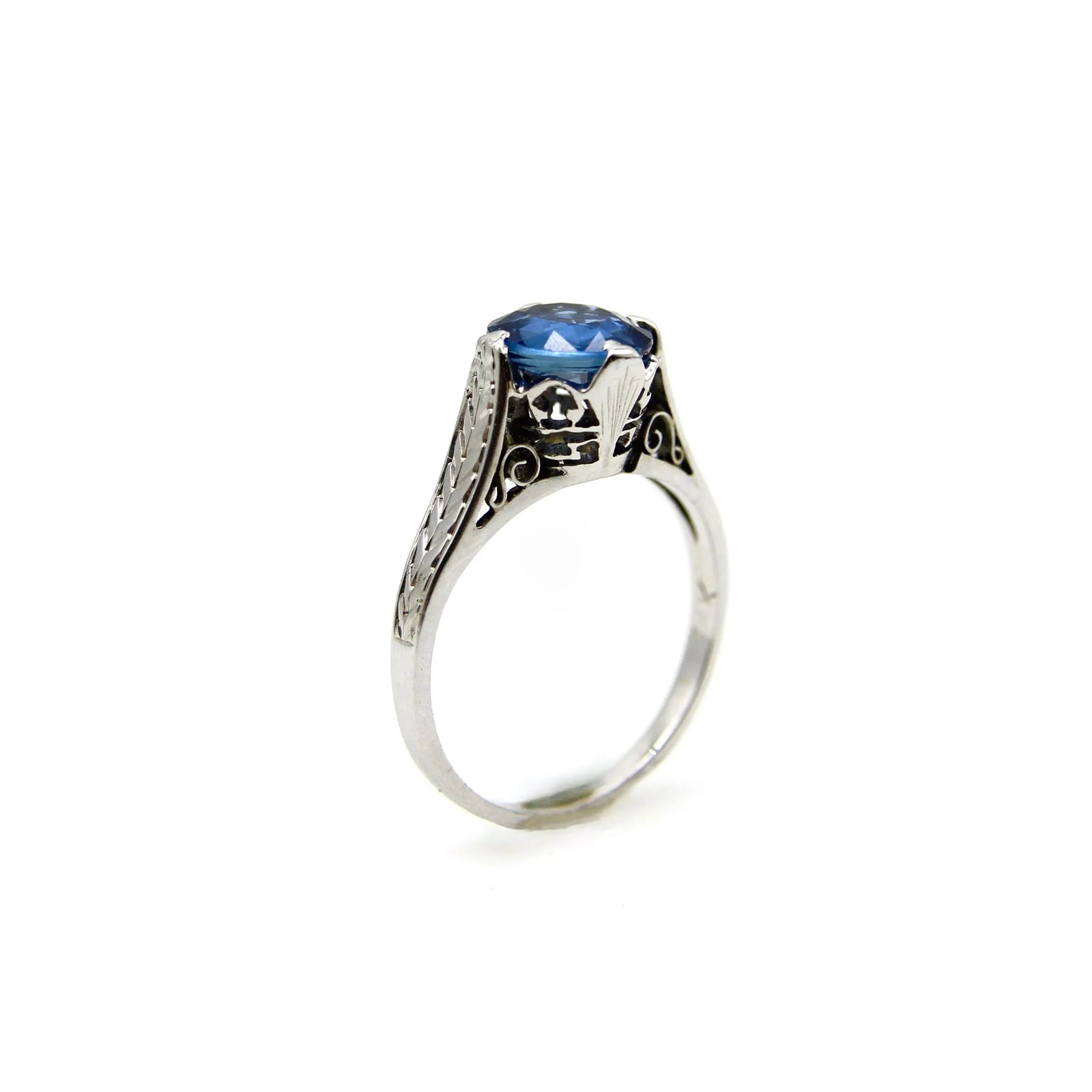 14k White Gold Art Deco Natural Blue Sapphire Filigree Ring Size 4.5 - 5