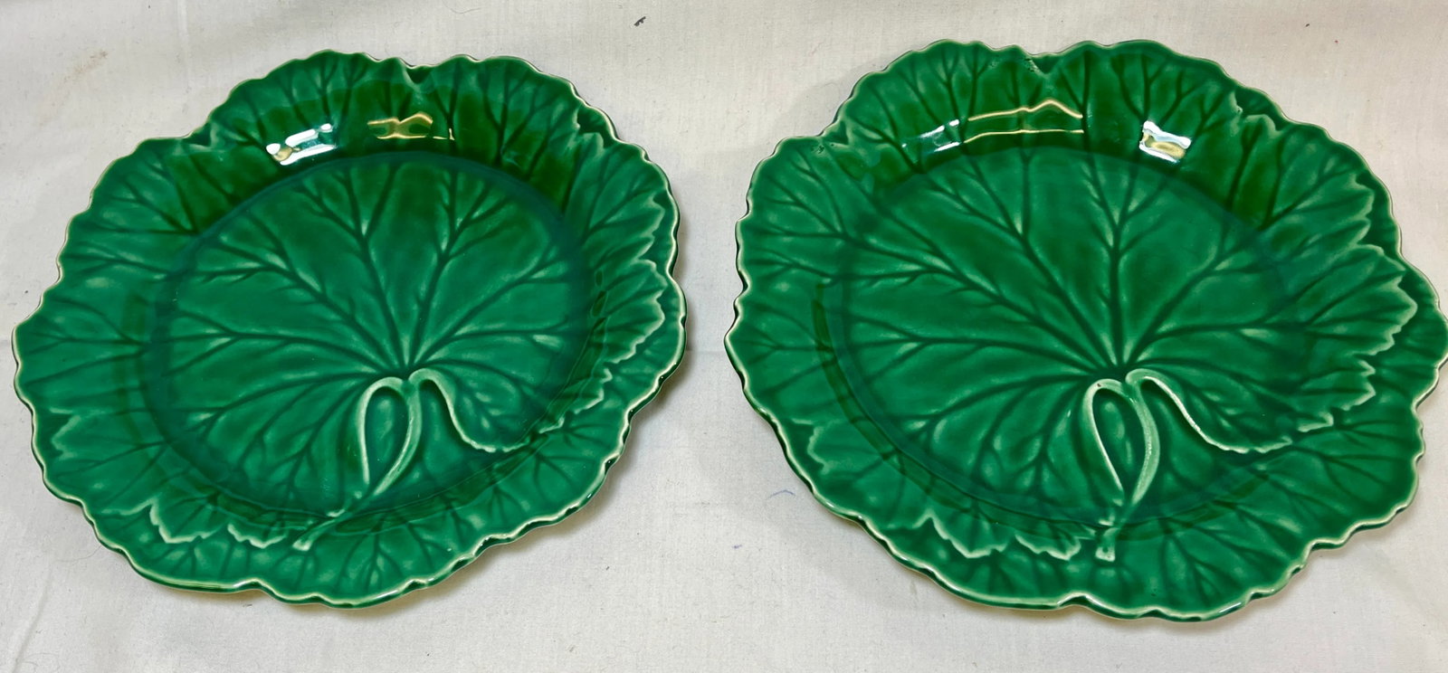 Pair of Green Vintage Scalloped Edge Wedgwood Cabbage Leaf Plates From England - Circa 1930 - 2