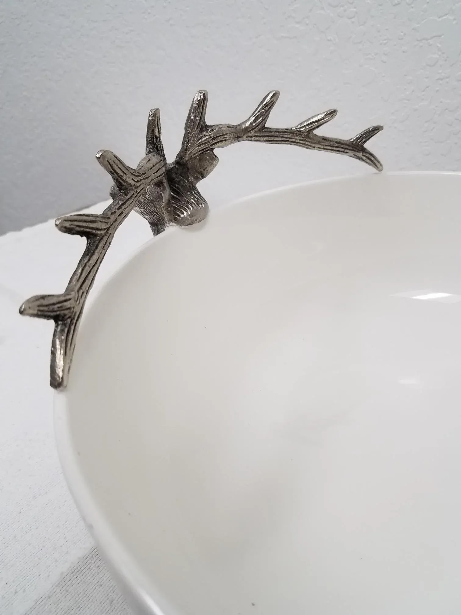 White Bowl With Deer Antler Handles - 4