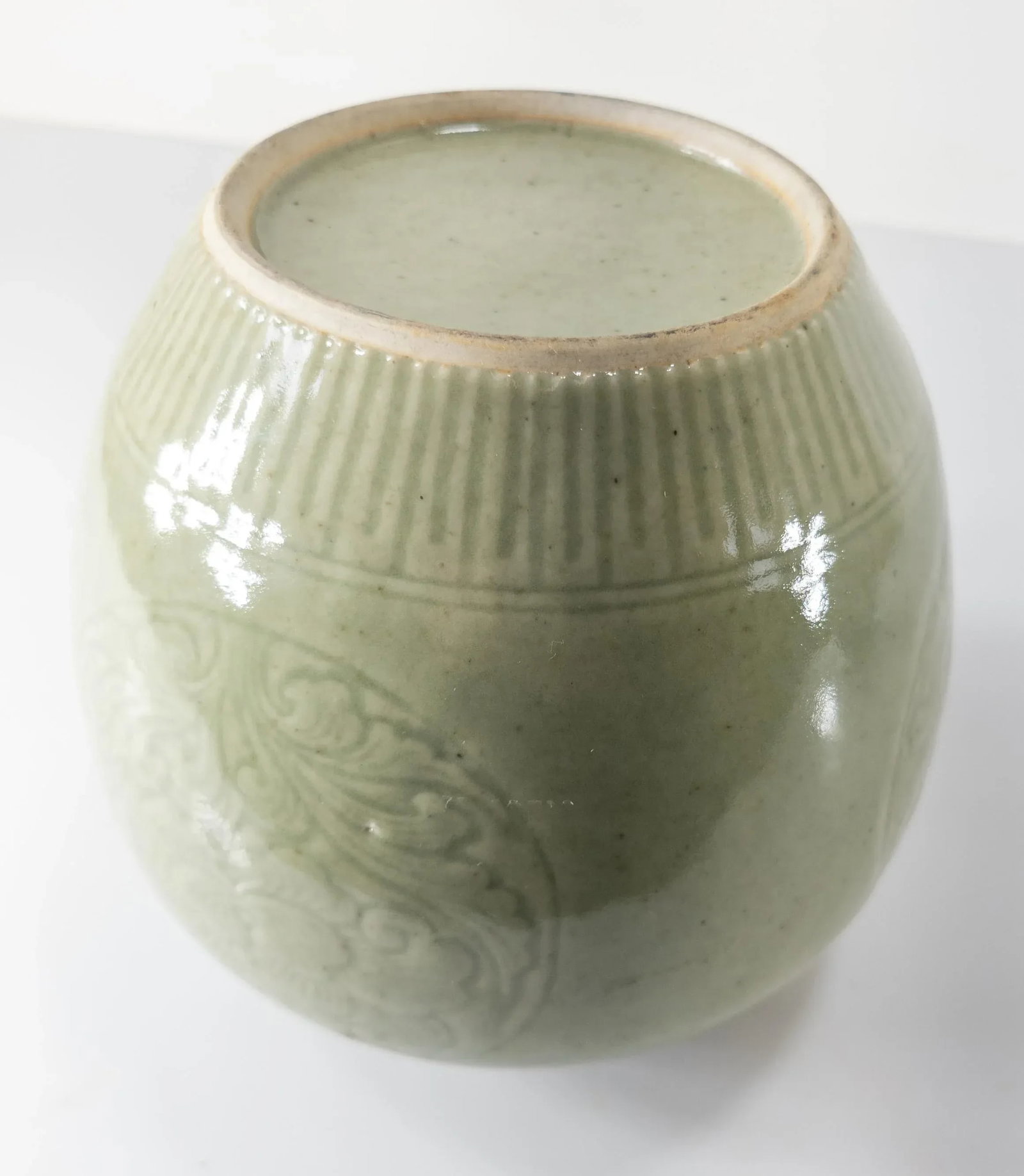 20th Century Chinoiserie Chinese Celadon Green Ginger Jar With Peonies - 11