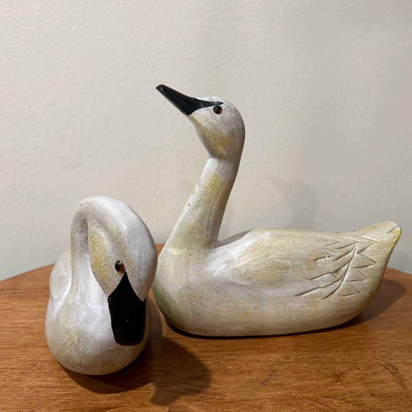 Vintage Primitive Folk Art Wood White Pair Hand-Carved Swan Decoy bezSculptures - 7