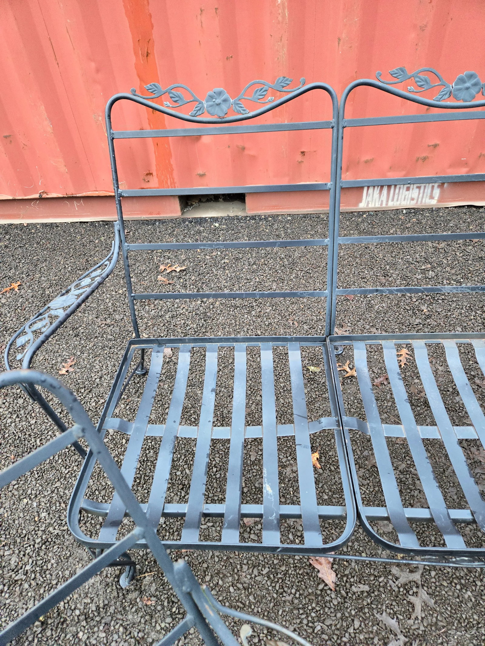 Vintage Woodard Wrought Iron Patio Set, 3 Pieces - 6