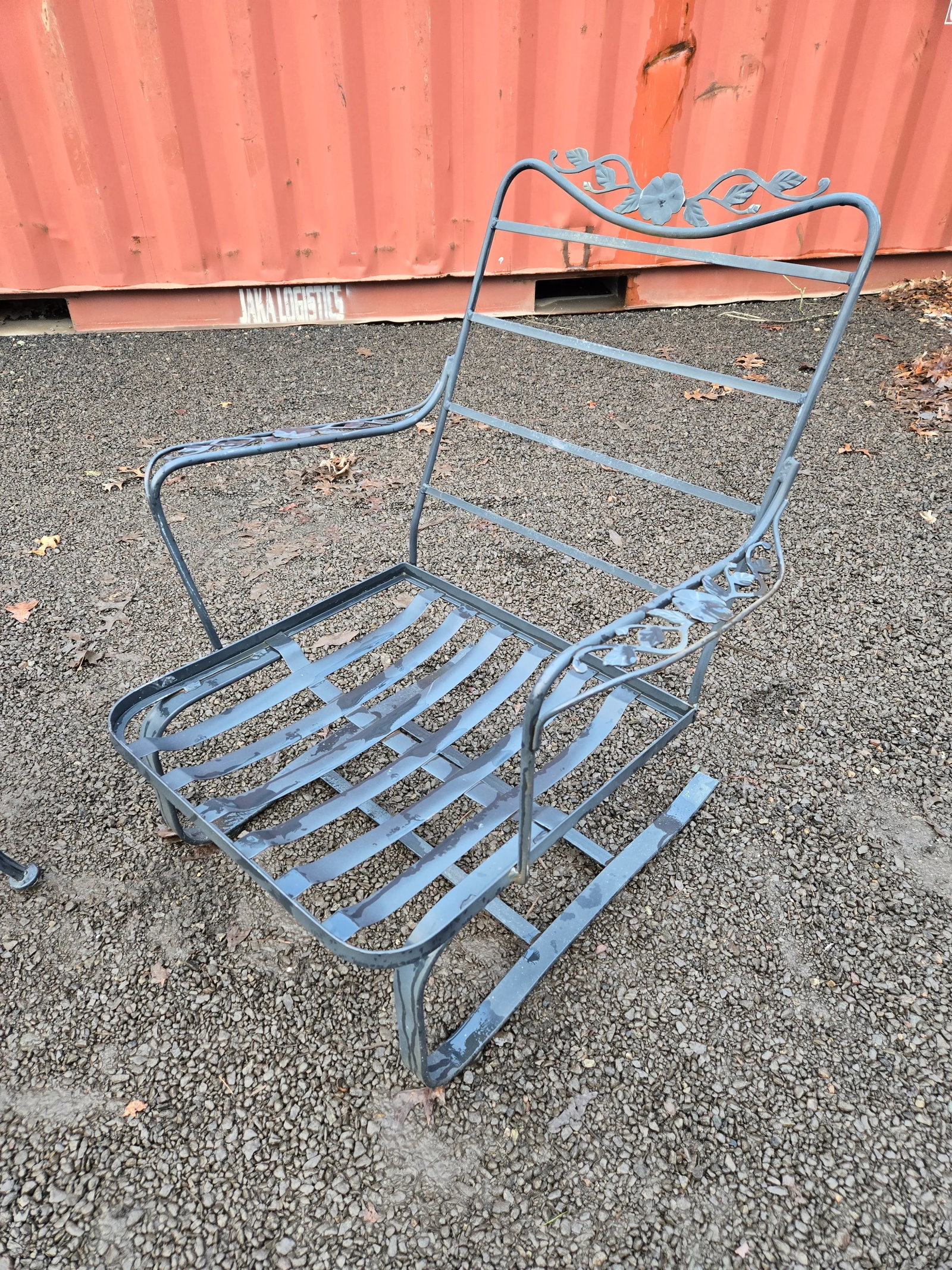 Vintage Woodard Wrought Iron Patio Set, 3 Pieces - 8