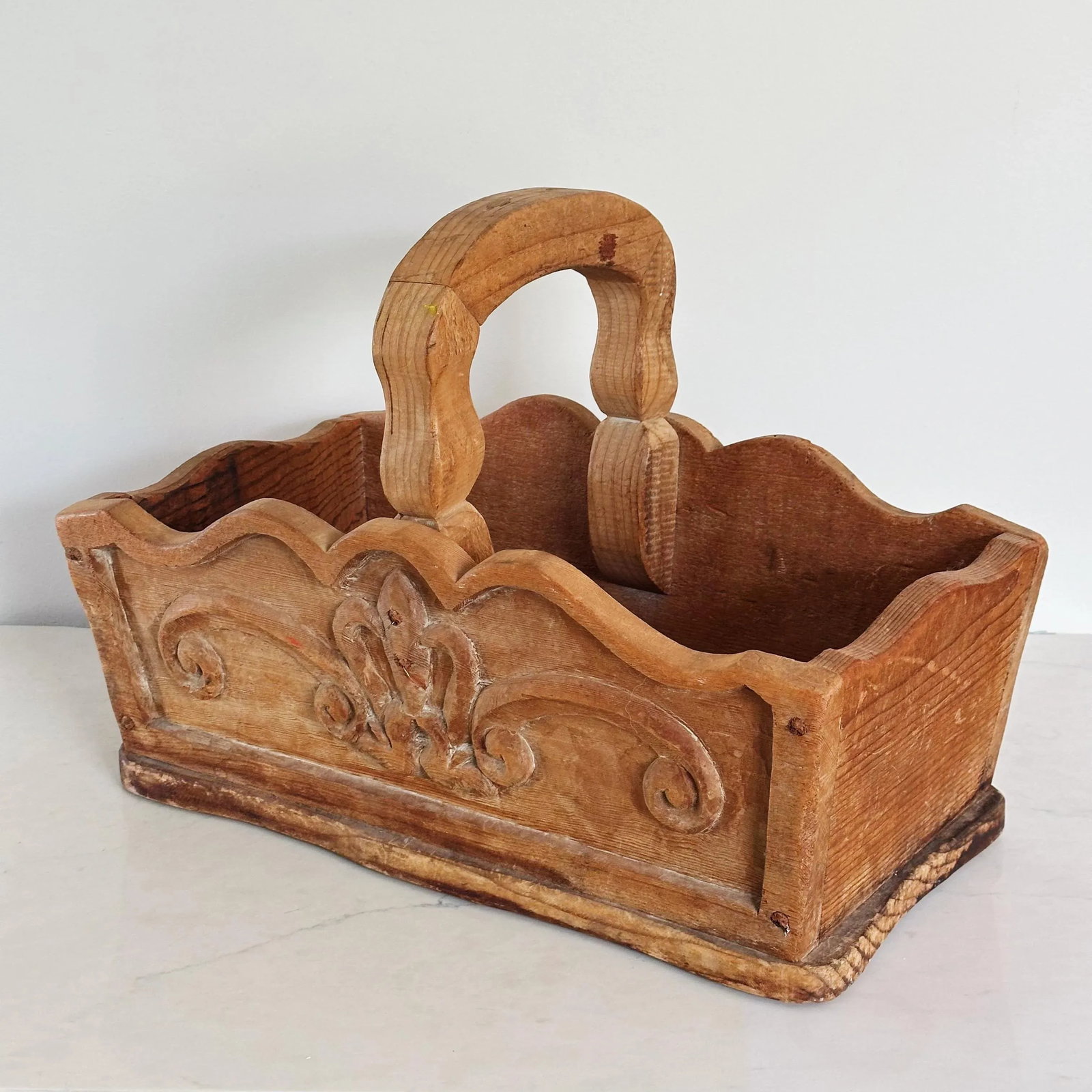 Antique French Country Hand Carved Basket in Heavily Grained Wood With Filigree Detail - 3