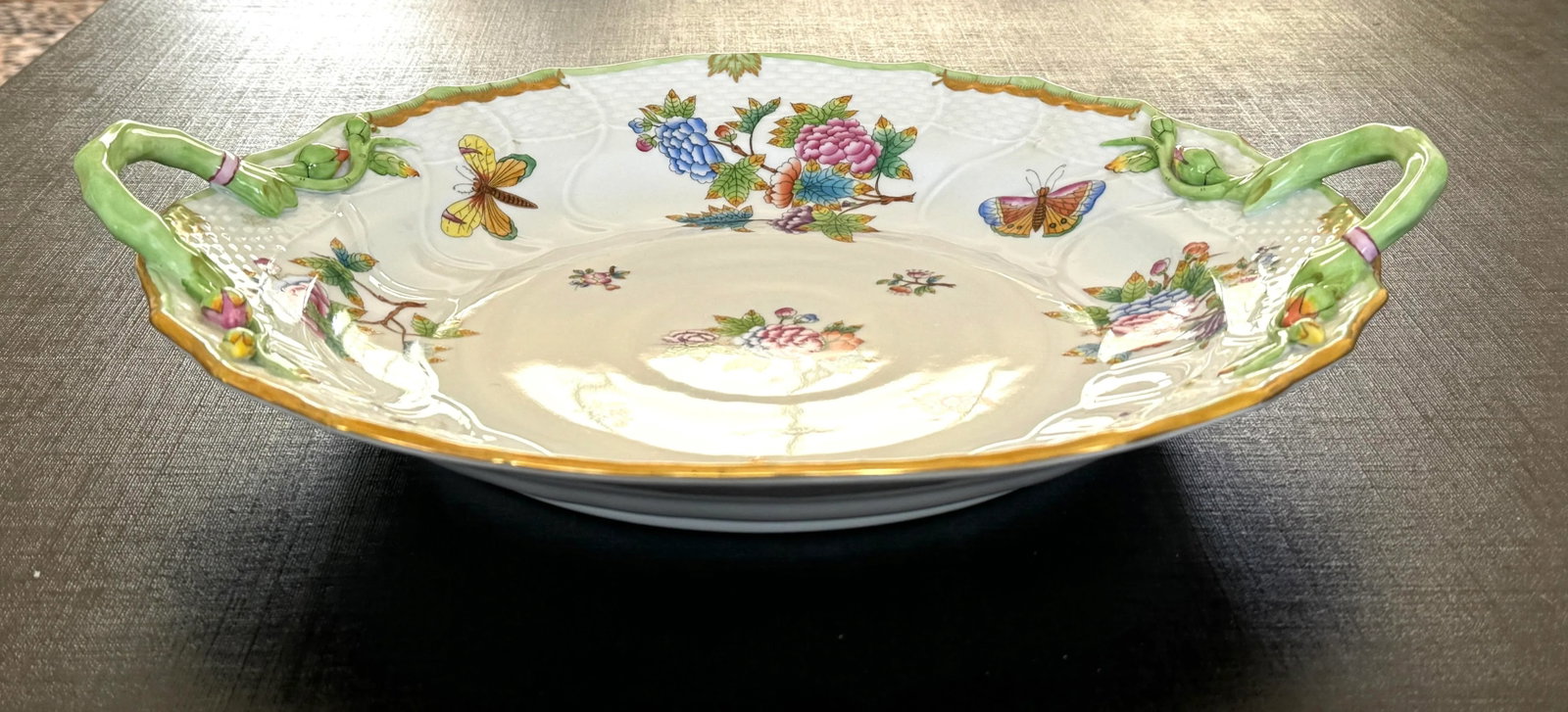 Herend Queen Victoria Chop Plate With Handles, Large Size - 3