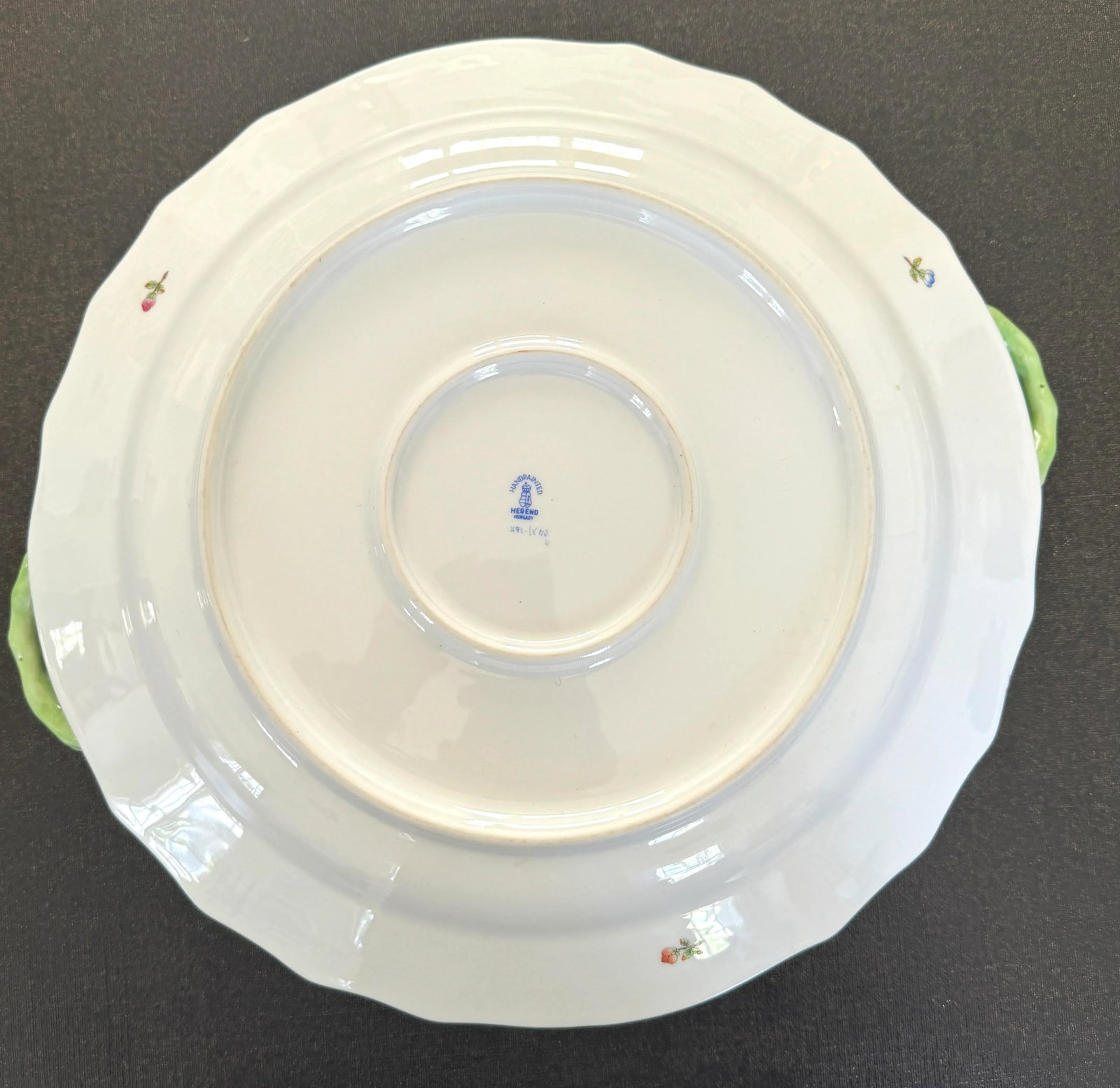 Herend Queen Victoria Chop Plate With Handles, Large Size - 5