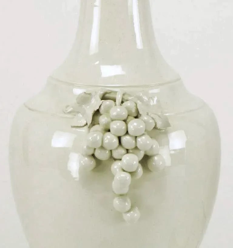 Fredrick Cooper White Glazed Ceramic Table Lamps With Grape Clusters - a Pair - 6