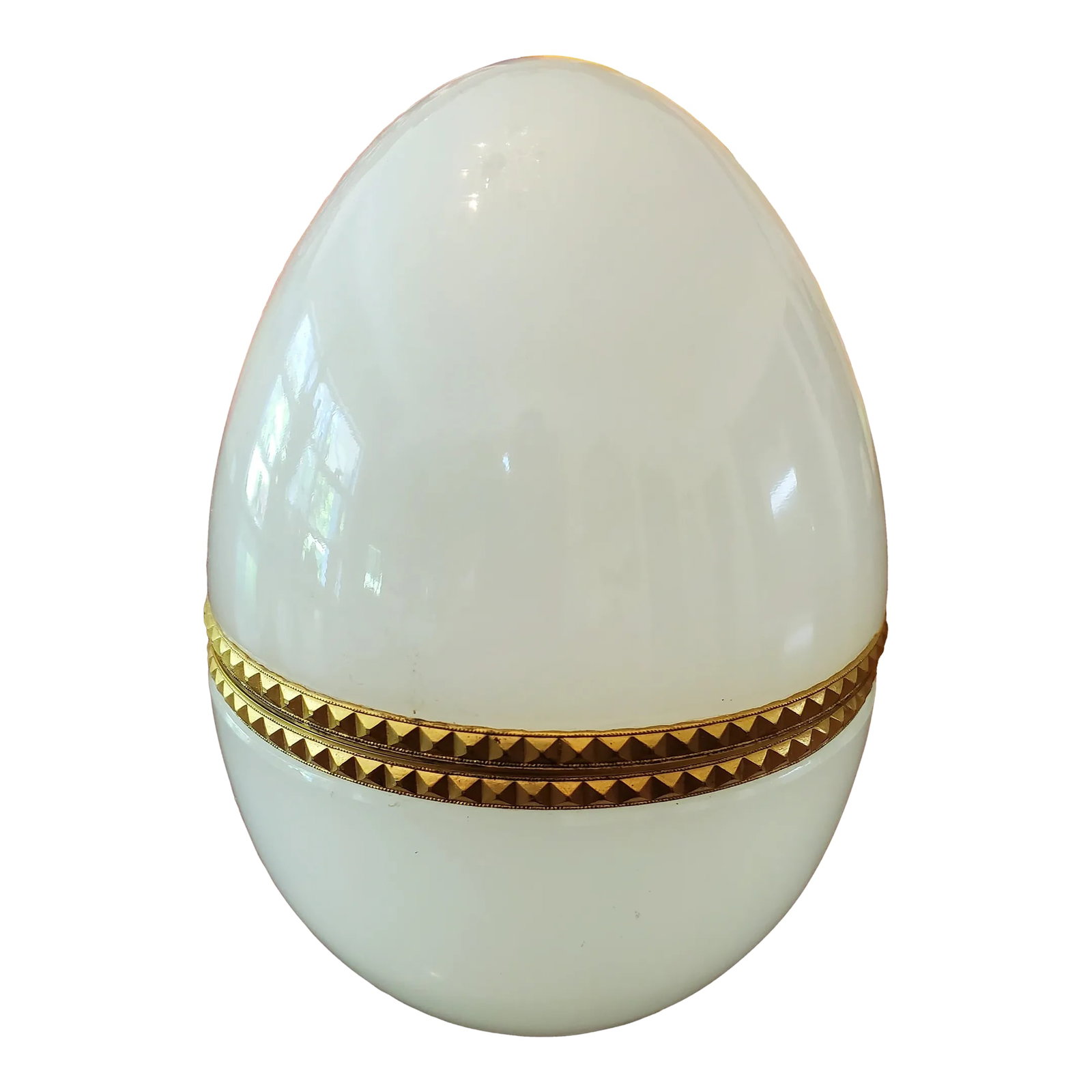1930s Vintage French Opaline Egg Jewel Box Baccarat Style: An exquisite vintage French opaline egg shaped jewel box with stylized bronze mounts . Absolutely the finest quality attributed to Baccarat with rock crystal quality opaline sleek and brilliant