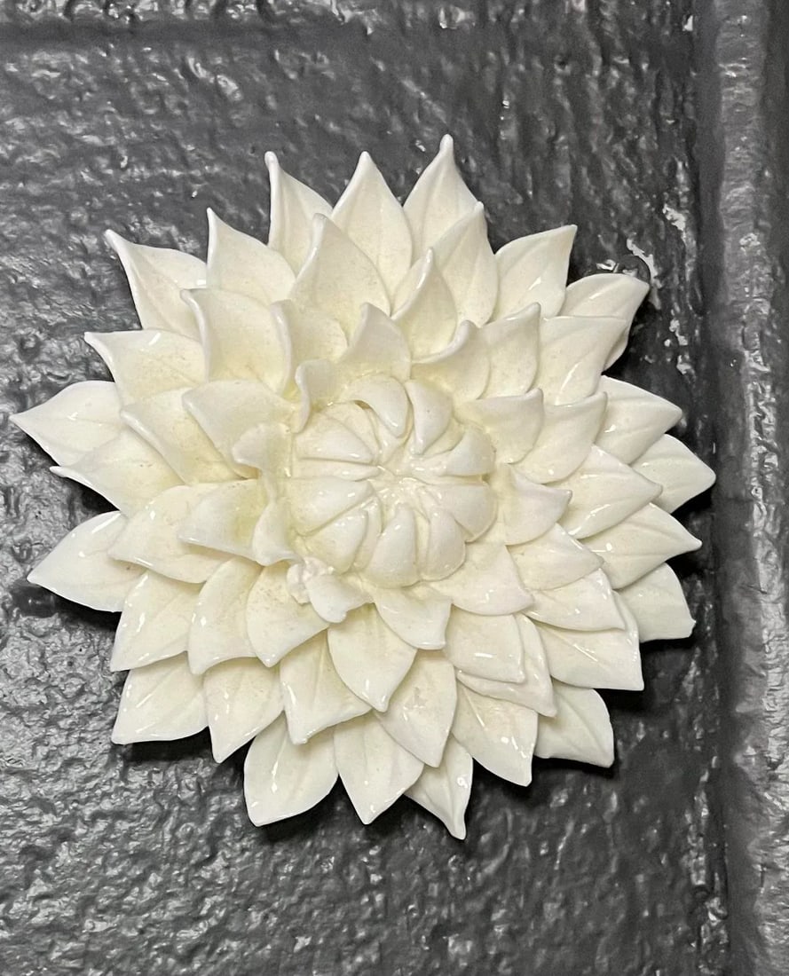 Vintage 1980s Murano Style Lotus Floral Hanging Glass Art - 4