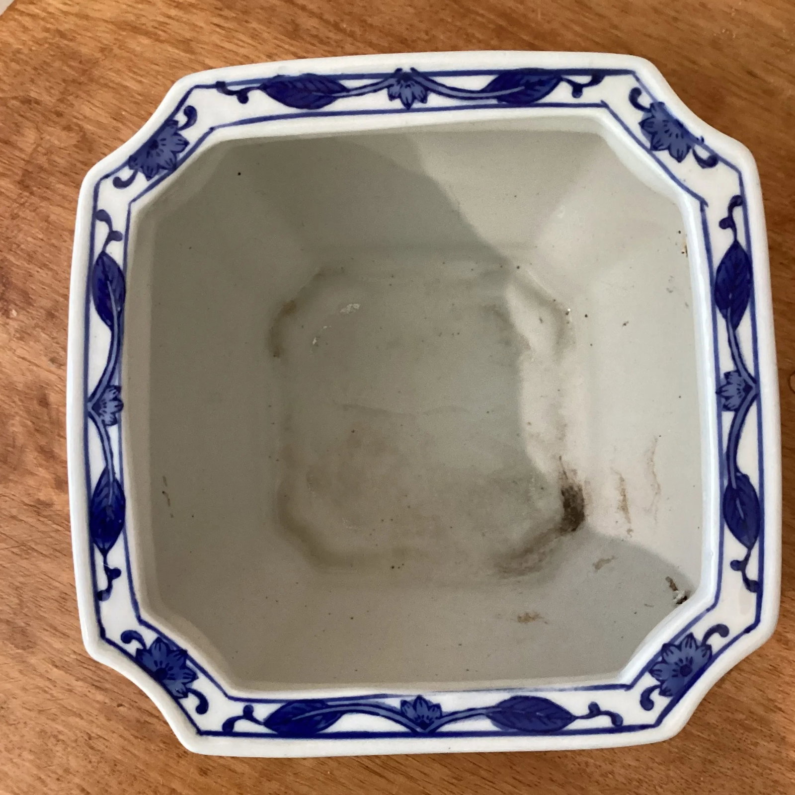 Mid 20th Century Chinoiserie Porcelain Blue & White Cachepot/Jardiniere Planter - 5