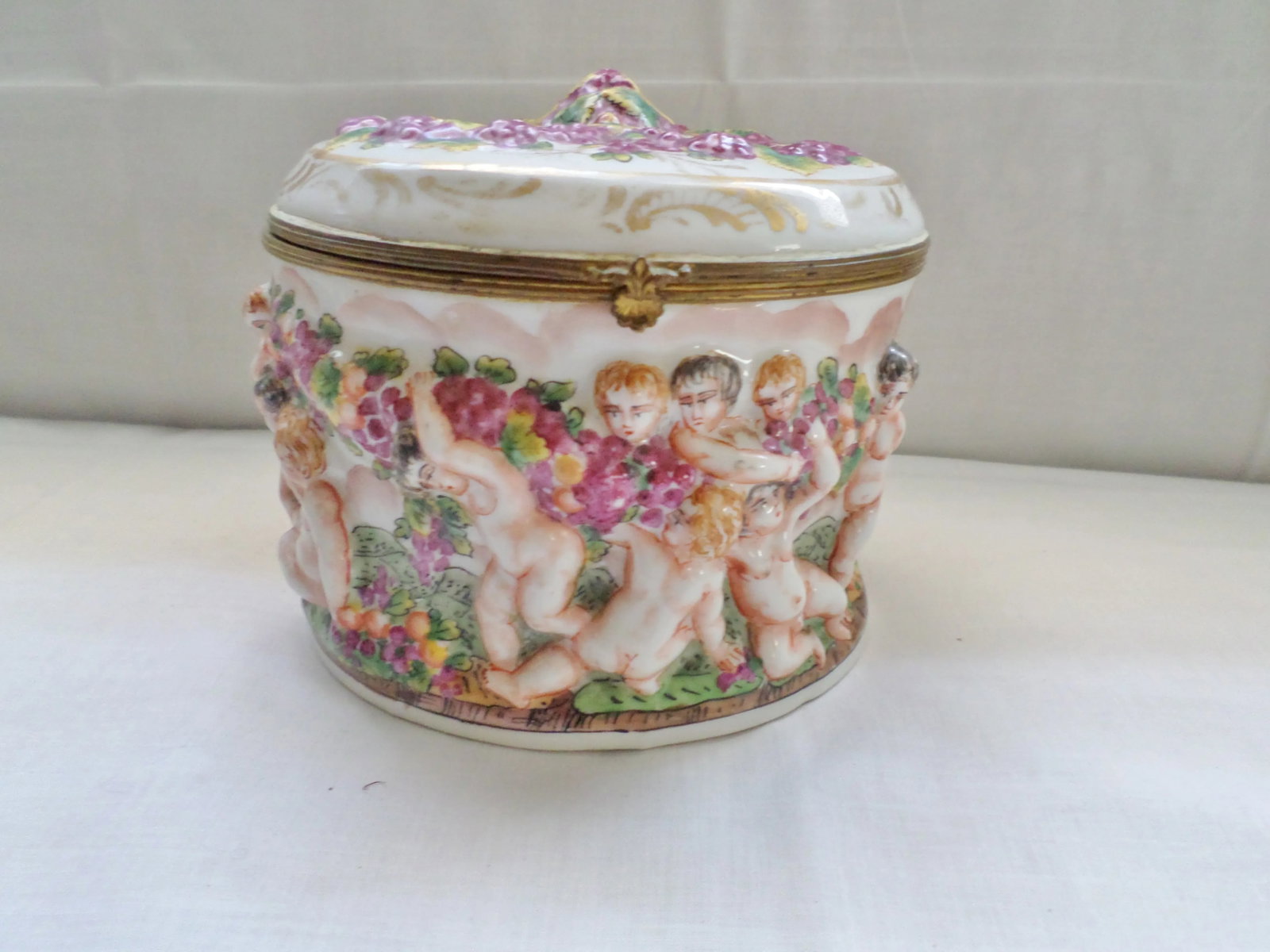 Early 19th Century Antique Signed Capodimonte Italian Hinged Box - 10
