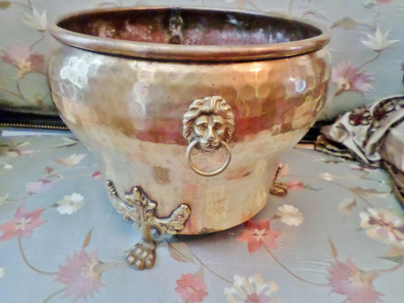 Imperial Russian Brass Hand-Hammered Lion Head Handle Jardiniere - 2