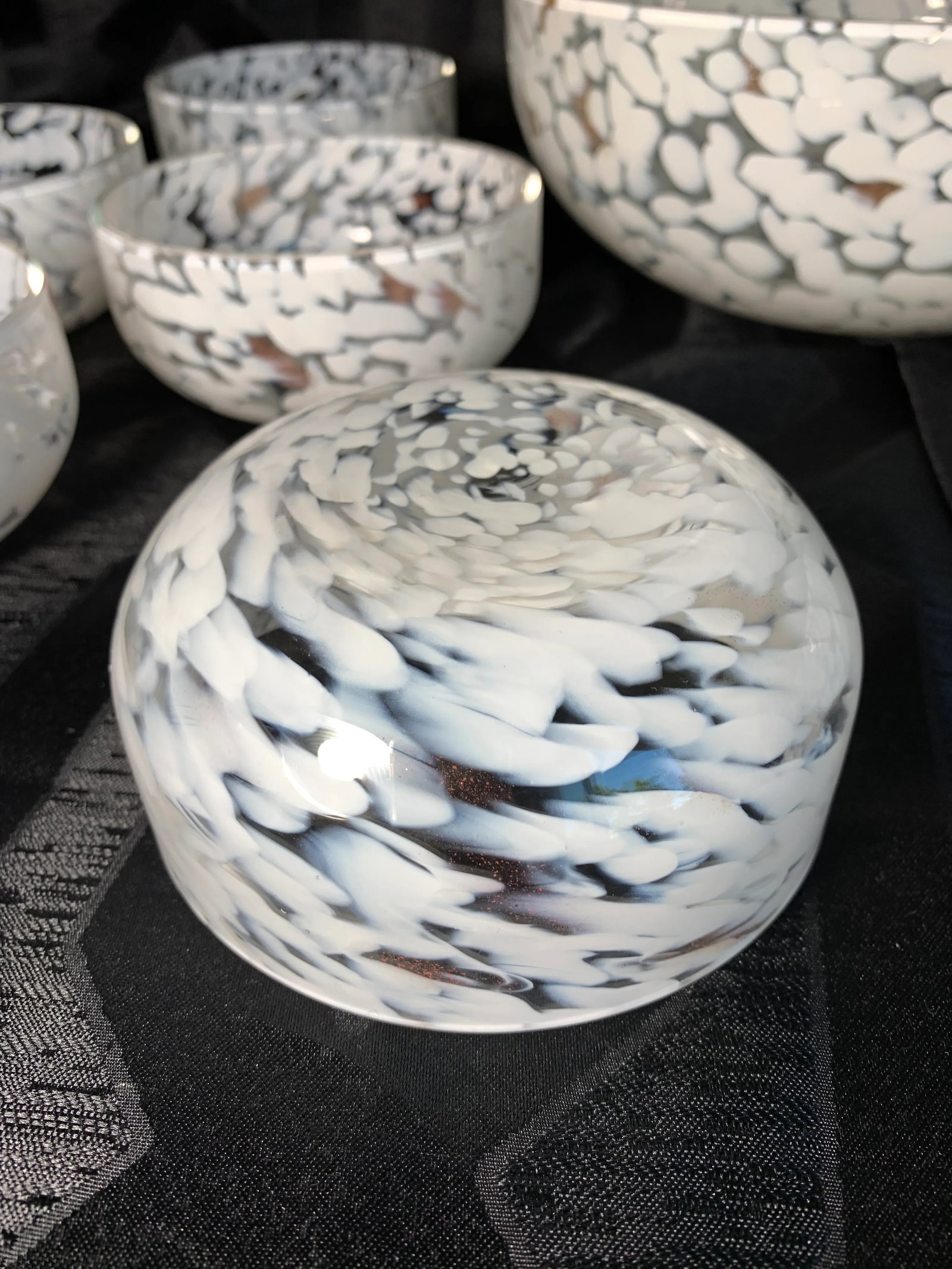 1960s Cenedese Murano Cased Glass Serving Bowl Set - 11 Pieces - 11