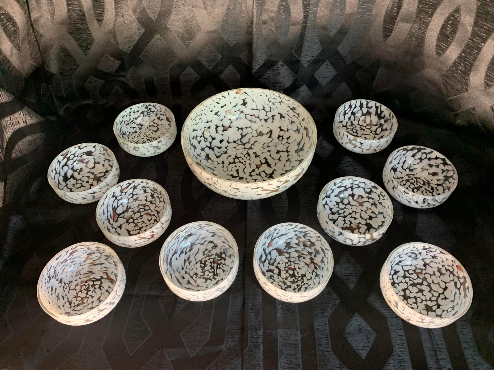 1960s Cenedese Murano Cased Glass Serving Bowl Set - 11 Pieces - 4