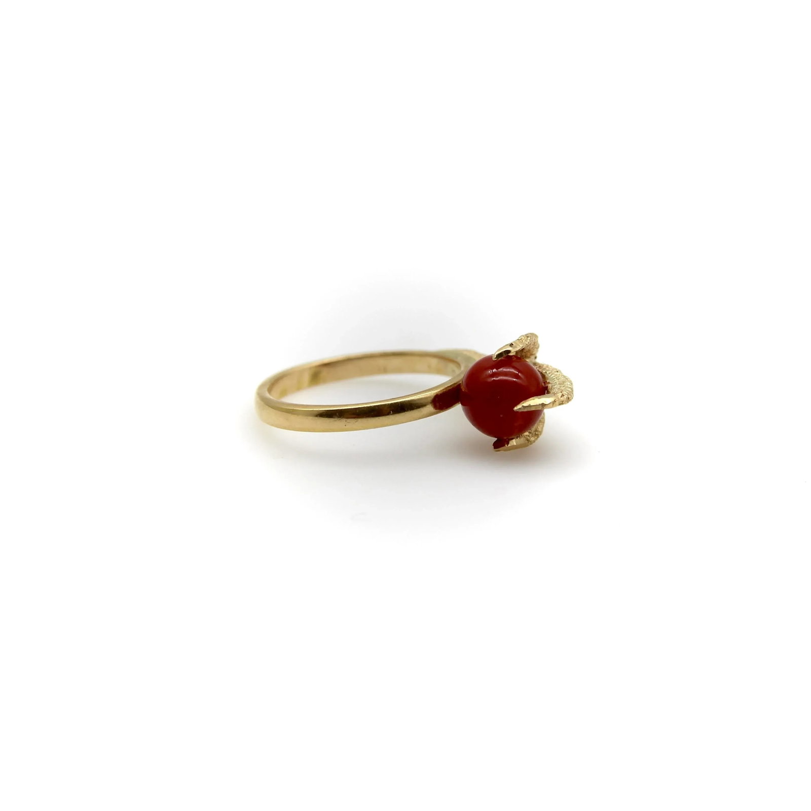Vintage 18k Gold Sardinian Red Coral Bead and Claw Ring Size 7 - 6