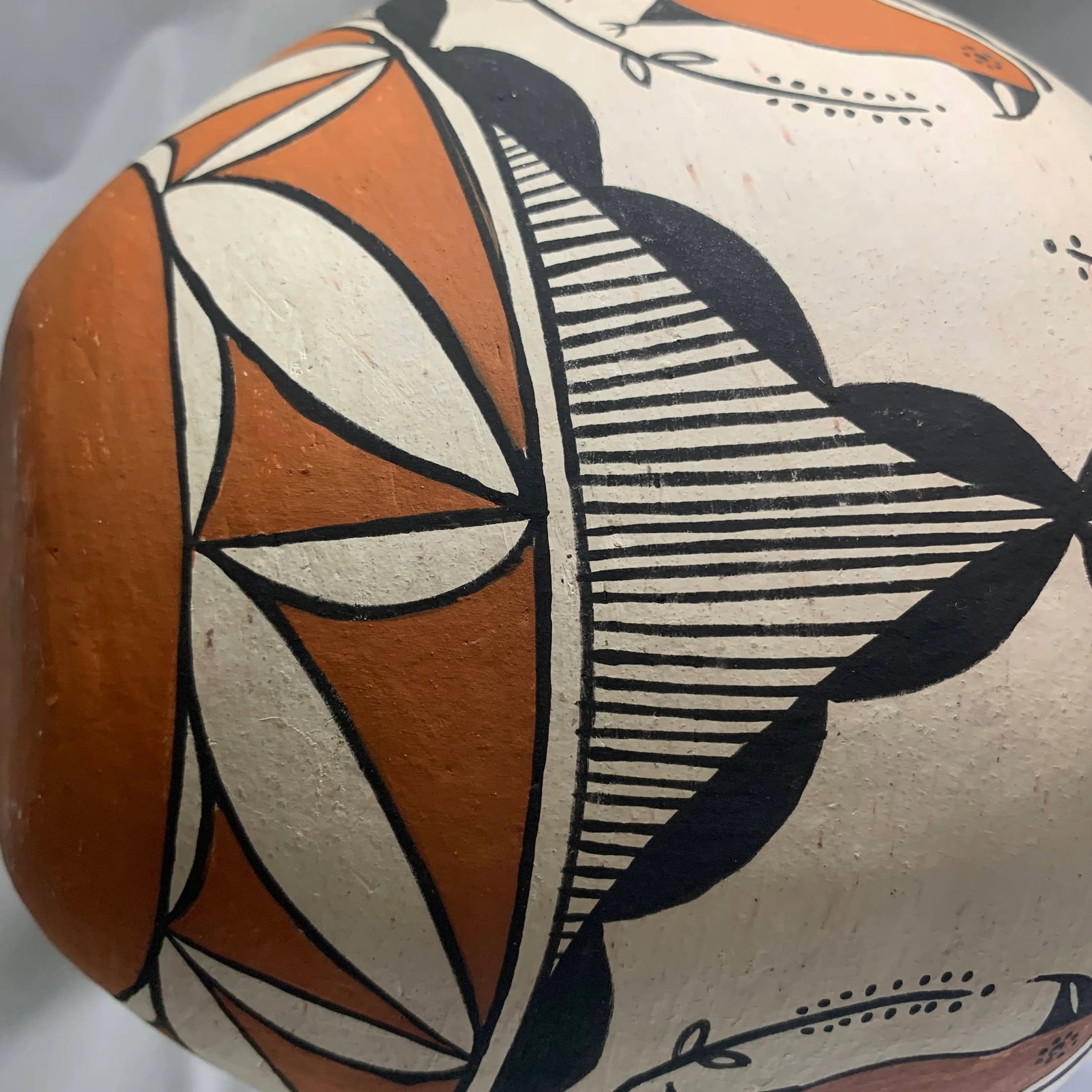 Southwestern Acoma Pueblo Polychrome Olla Parrot Signed Jar - 7