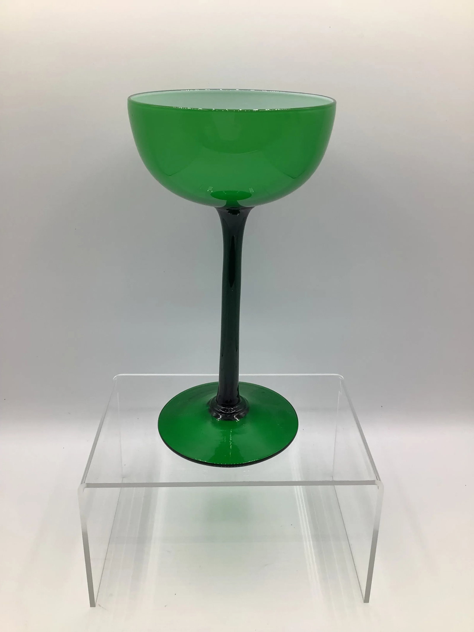 Vintage Carlo Moretti Italy Green White Cased Glass Tall Champagne Coupes - Set of 6 - 2