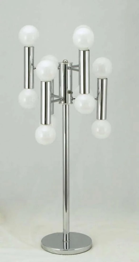 Modern Chrome 12 Light Table Lamp in the Manner of Robert Sonneman - 3