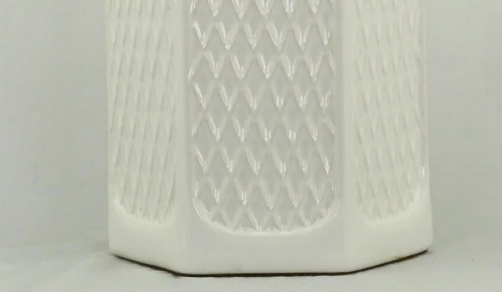 Hexagonal White Ceramic Table Lamps With Geometric Relief - a Pair - 6