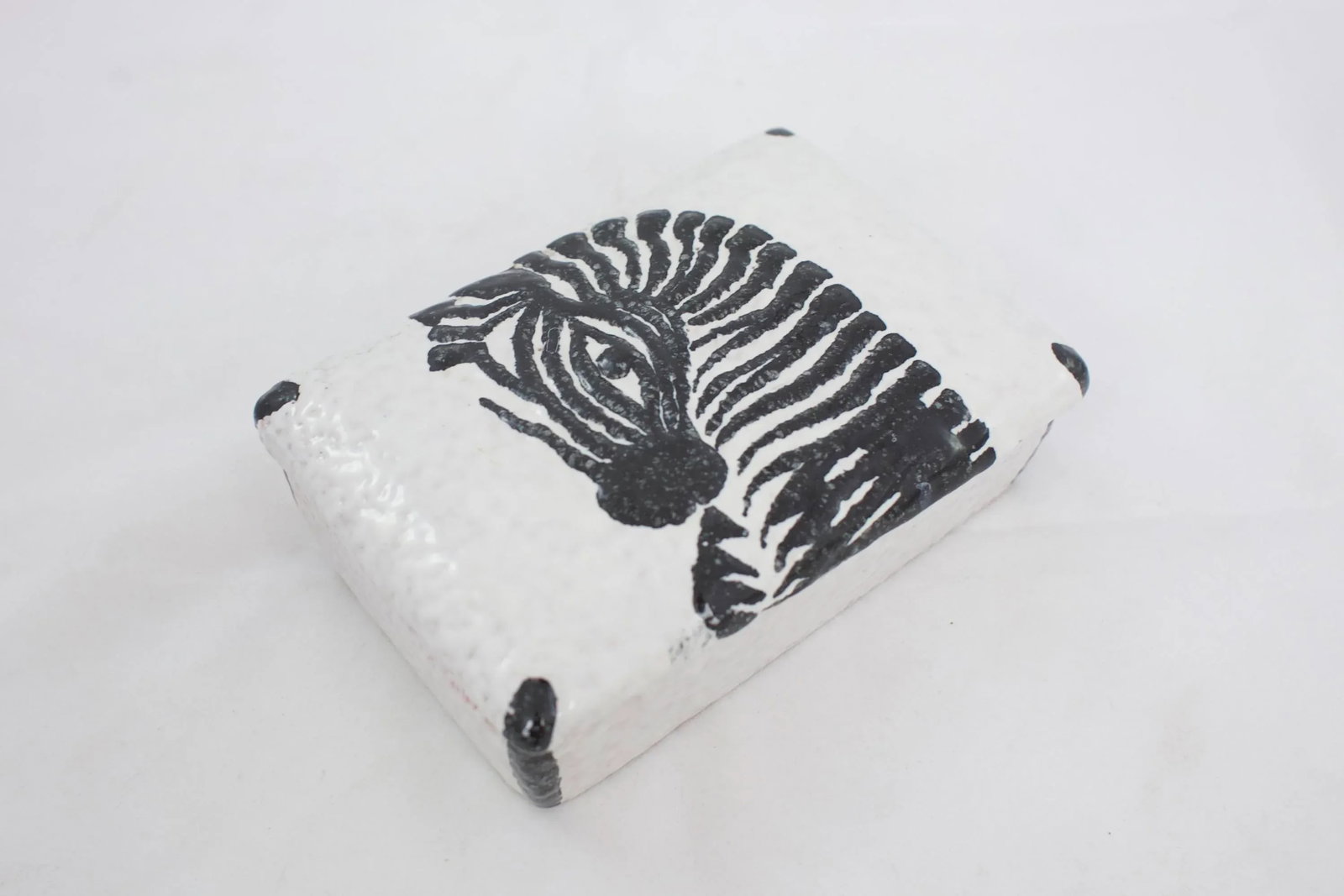 Mid-Century Italian Pottery Zebra Box - 10